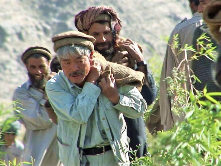 映画『荒野に希望の灯をともす』上映＆谷津賢二監督トークイベント開催　4/19（日）